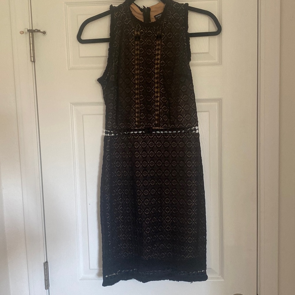 Dress - Picture 5 of 5